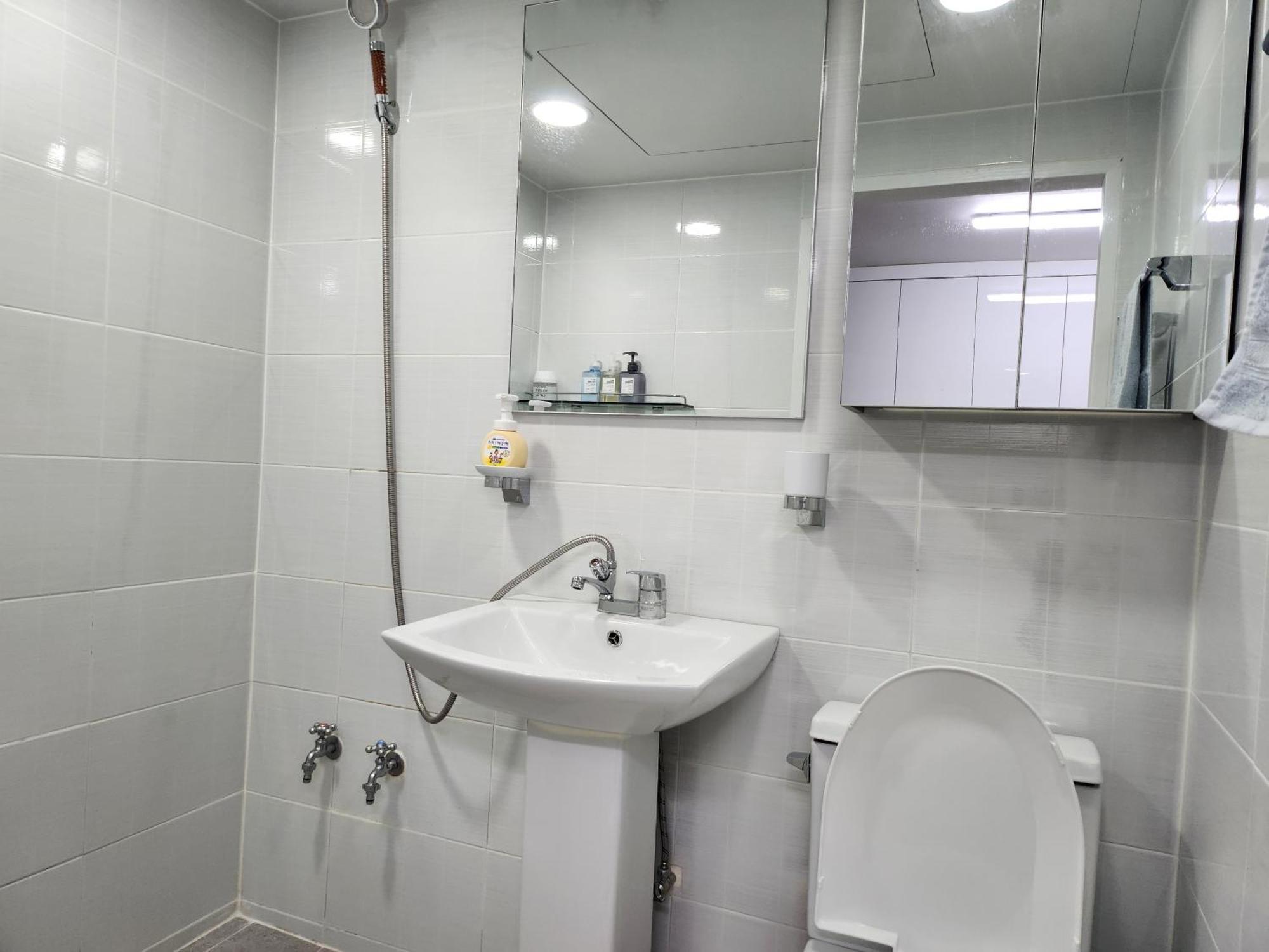 Brand New 2 Bedroom Apartment #6 Seoul Eksteriør billede